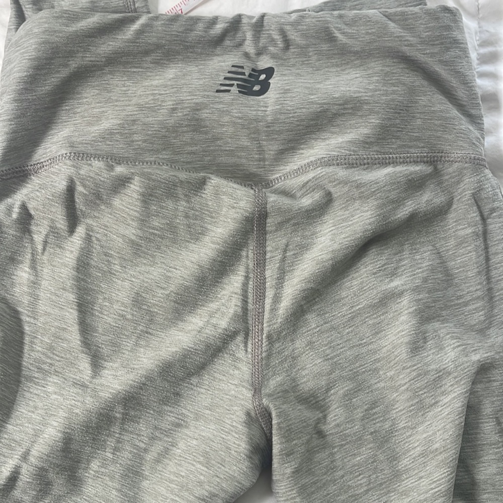 New Balance Women's Leggings - Picture 5 of 7